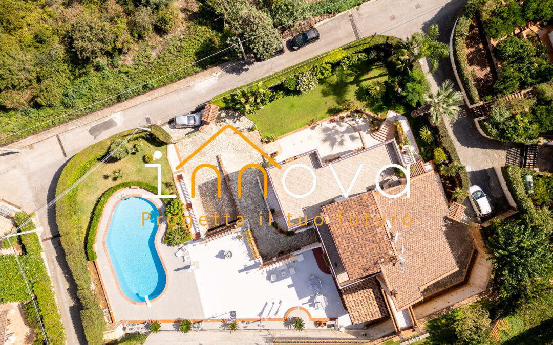 Splendida villa con piscina – Inserra